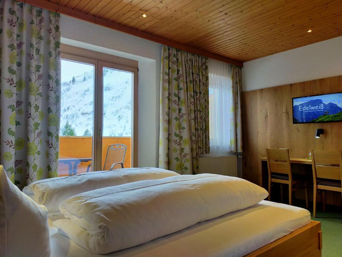 Pension Edelweiss Damüls Exterior foto